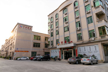 GUANGDONG YUHUA PLAYING CARDS CO.,LTD. productielijn van de fabrikant