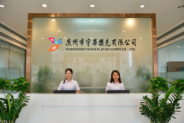 GUANGDONG YUHUA PLAYING CARDS CO.,LTD. productielijn van de fabrikant