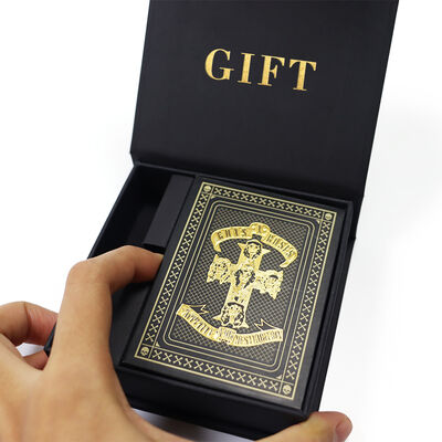 kopen Op maat gemaakte goudfolie, zwarte kern, papieren speelkaarten, poker dek voor luxe spelletjes en cadeautjes. online manufacture