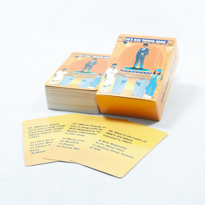 Gepersonaliseerde vraagkaartspel Flashcards Aanvaardbaar ontwerp met aangepaste afdruk en doos