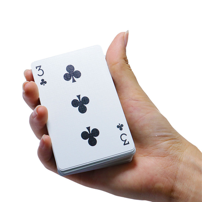 Aangepaste Duitse Zwarte Kern Papieren Poker Deck Casino Spel Speelkaarten Casino Kwaliteit voor Recreatieve Activiteiten en Cadeaus