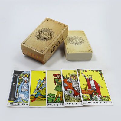 Afdrukbare Tarotkaarten met Eigen Ontwerp op 310gsm Zwart Kern Papier en Gratis Sample