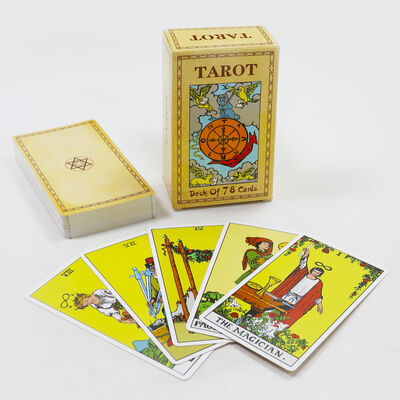 Aangepast Ontwerp 310gsm Zwart Kern Papier Tarotkaarten met Inclusief Gids